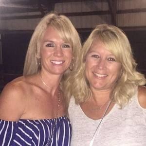 Meet your Posher, Ashley lessen